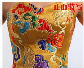 1 adet / grup Chinse stil kadın uzun firar fishtail elbise straplez saten altın kırmızı nakış cheongsam elbise