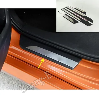 Araba Styling Kapak LED Dış Eşik Pedalı Kapı eşiği tıkama plakası çerçeve Trim Parçaları Honda Civic 10th Sedan 2019 2020 2021
