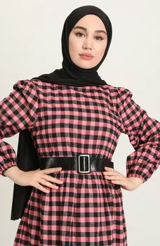 Ekose Desenli Kuşaklı Elbise Uzun Kollu Yuvarlak Boyun Çizgisiz Kış Mevsimlik Türkiye Dubai İslam Kadın Müslüman Moda Başörtüsü