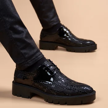 Erkek Deri Klasik Brogue Ayakkabı kalın alt Oxfords Düğün Ofis Iş Tasarımcı Erkekler Resmi Elbise Ayakkabı