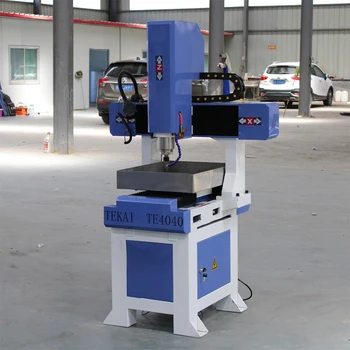 Yüksek Kaliteli CNC Kiti 4 Eksen Masaüstü Metal Gravür Freze Makinesi Reklam Endüstrileri İçin Alüminyum Kesme